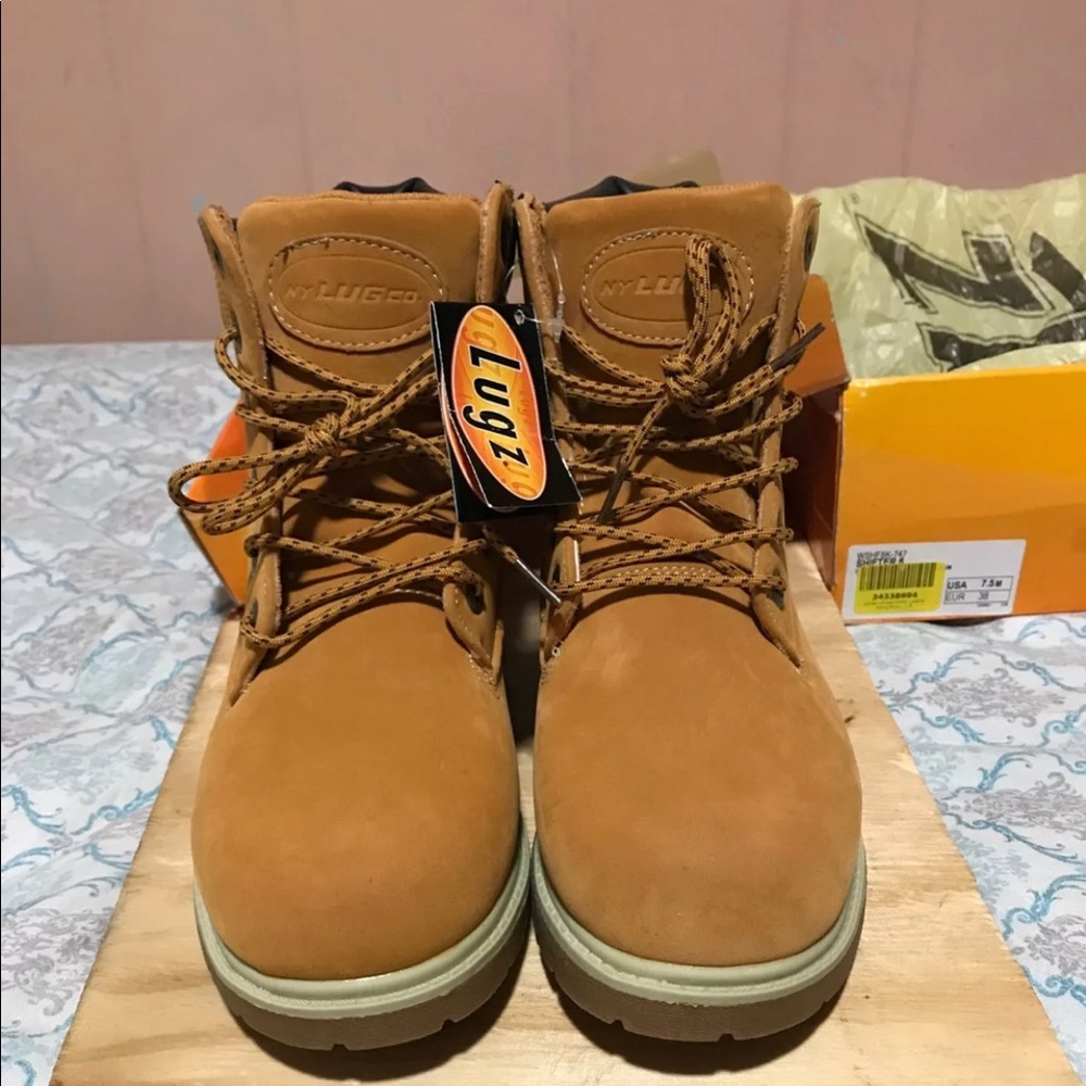 Lugz boots